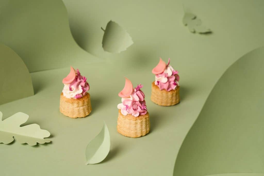 96 Puff Pastry Shells Zakouski Vanilla Flavoured