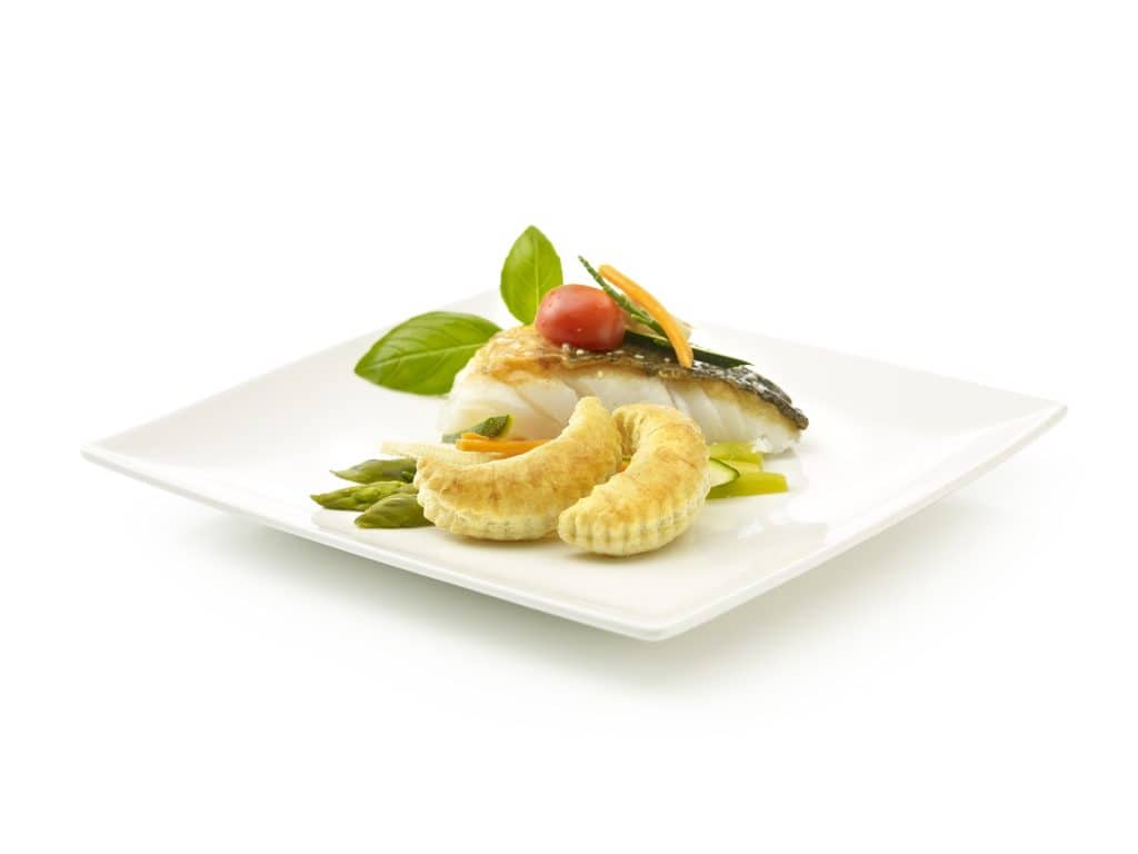 84 Puff Pastry Fleurons Neutral