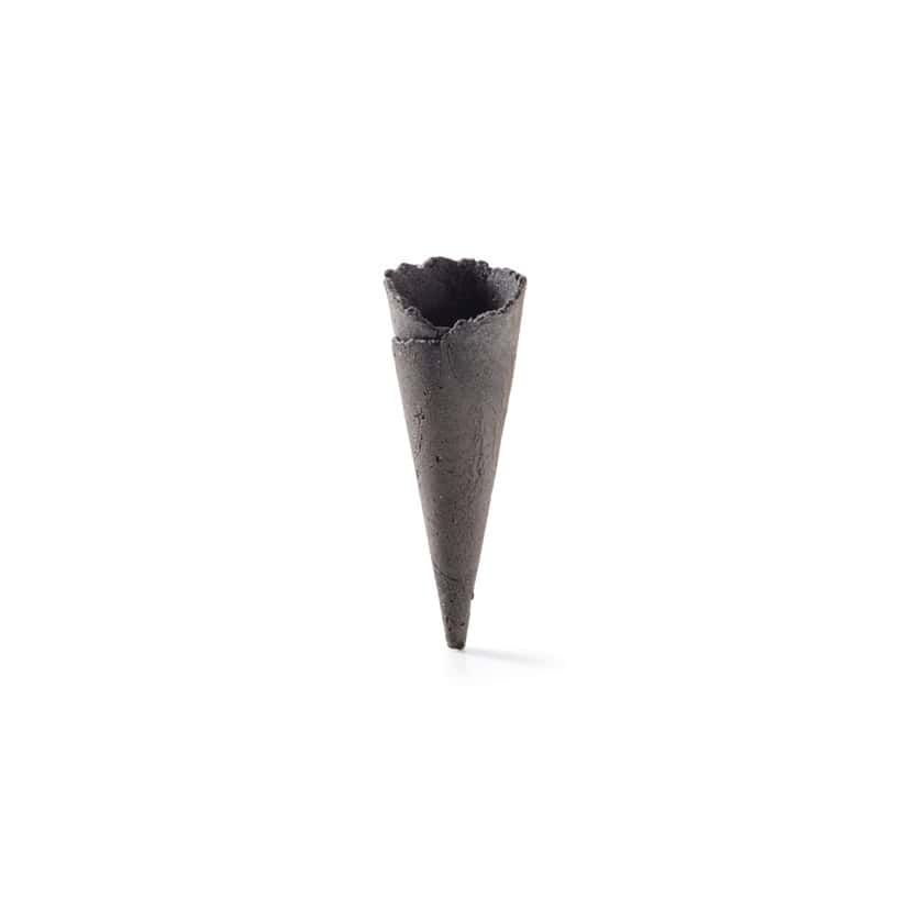 24 Mini Cones Vegetable Carbon + Painters Palette