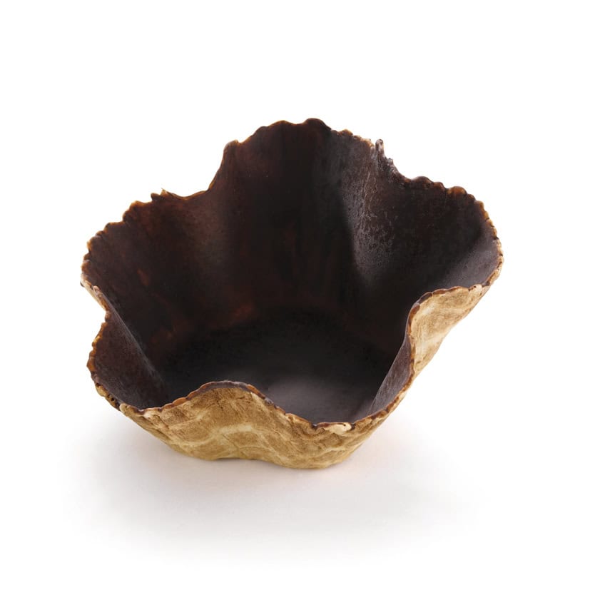 96 Waffle Dough Pastry Flowers Chocolate 9.2cm