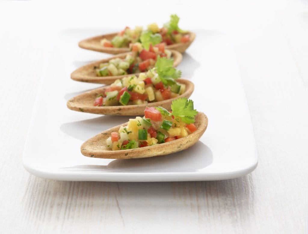 84 Waffle Baked Shortcrust Mussel Shells Parsley 6.7cm