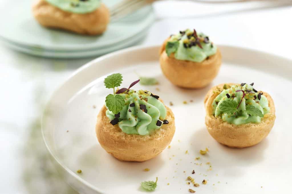 75 Profiteroles Choux Pastry 4cm