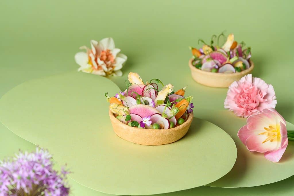 Apricot & Pistachio Tartlet