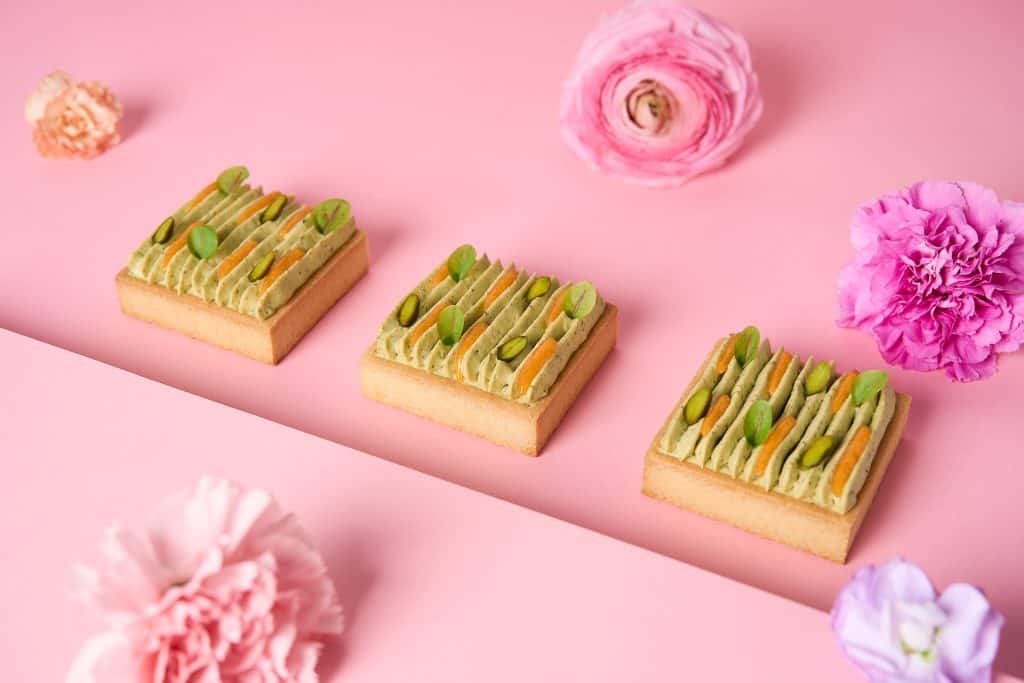 Apricot & Pistachio Tartlet