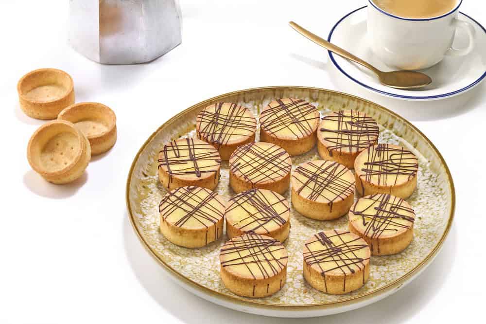 1.5″ Butter round trendy shell sweet